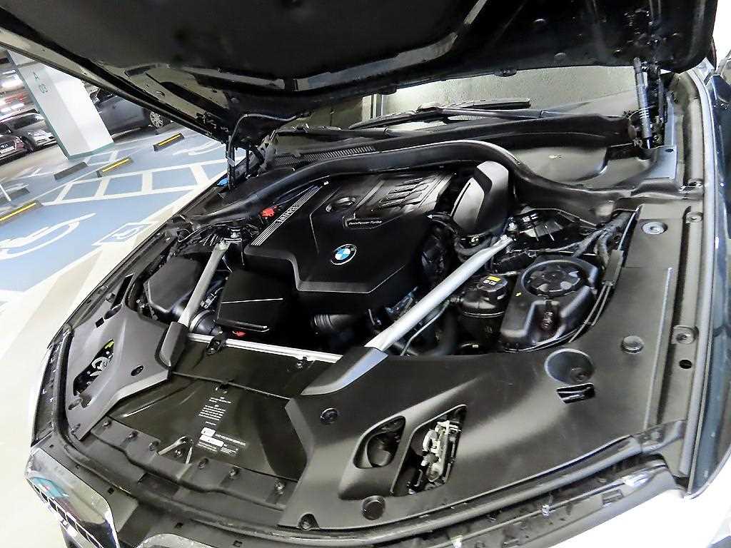 BMW 5 Series 2020 Negro - Importación desde Corea - HF Imports Iquique - Foto 19