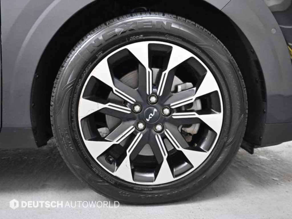 KIA Carnival - Vista 5