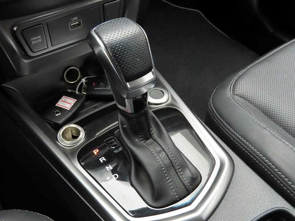 Ssangyong Tivoli - Vista 10