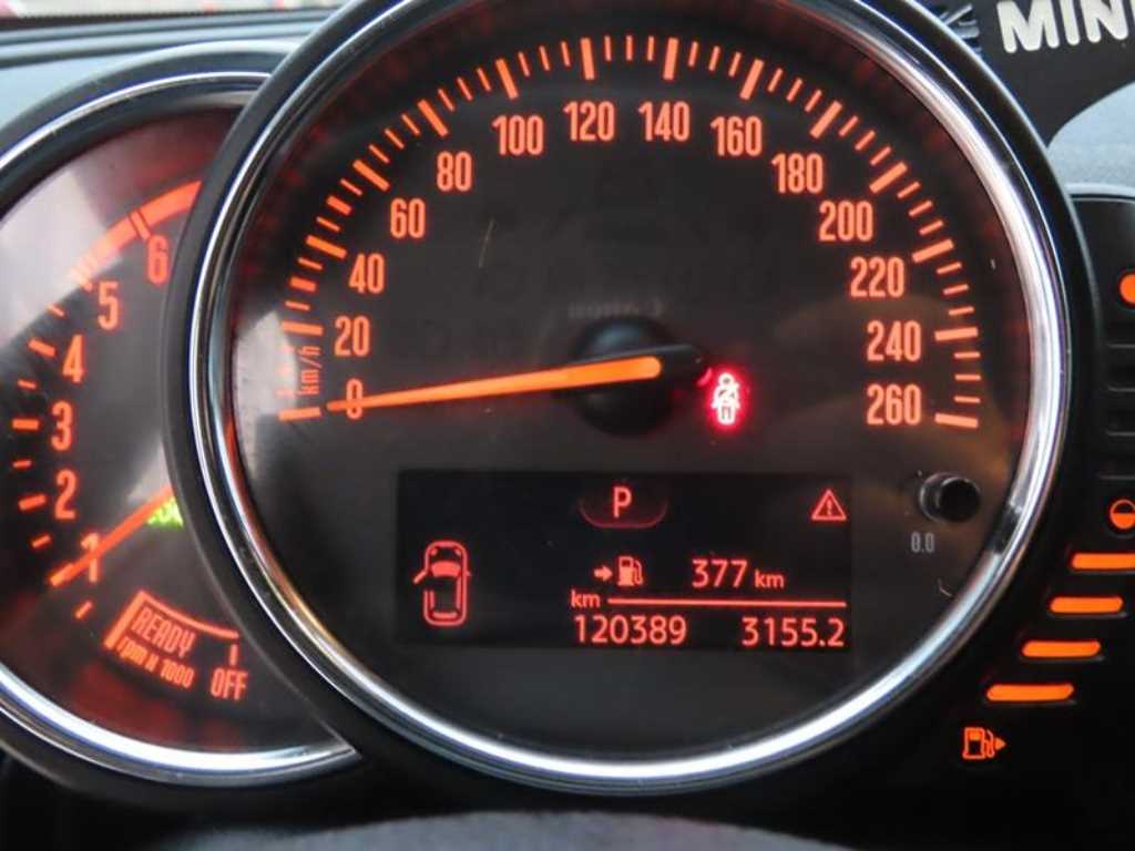 Mini Clubman 2018 Gris - Importación desde Corea - HF Imports Iquique - Foto 13