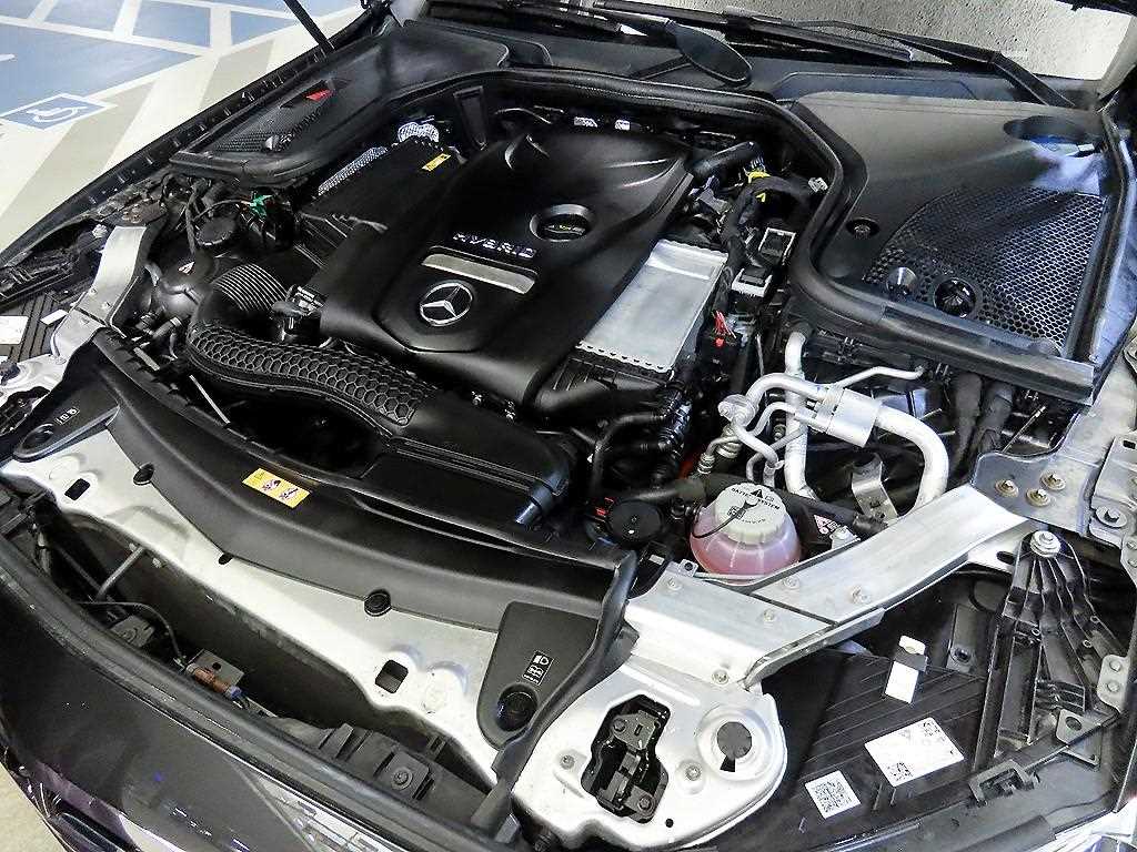 Mercedes Benz E class 2022 Gris - Importación desde Corea - HF Imports Iquique - Foto 19