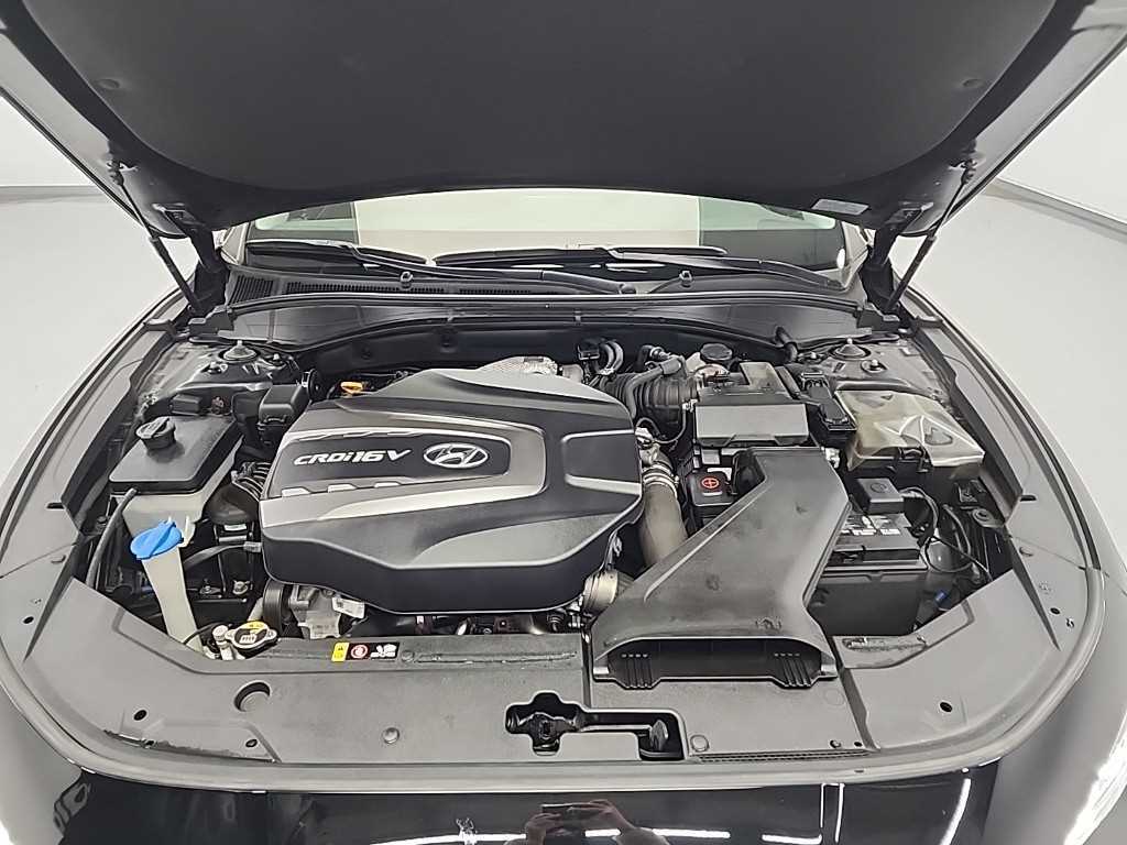 HYUNDAI Grandeur - Vista 5