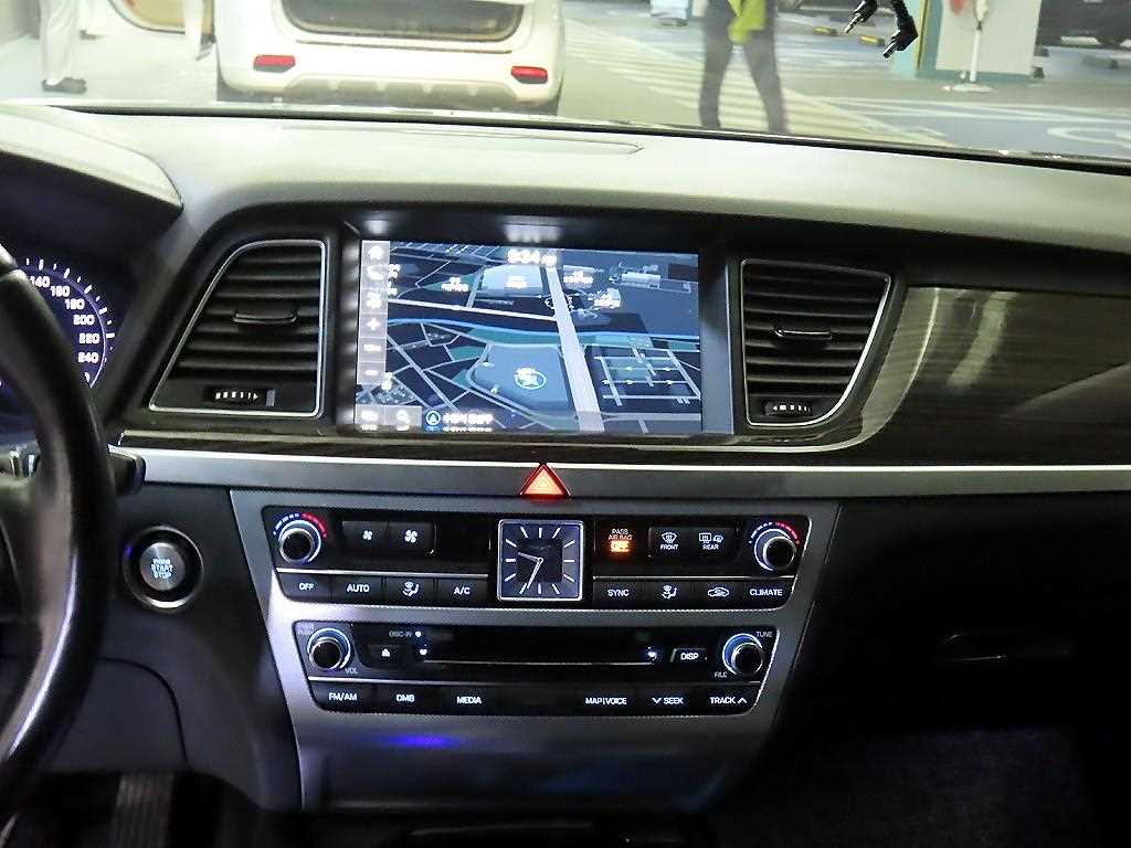 Genesis G80 - Vista 11