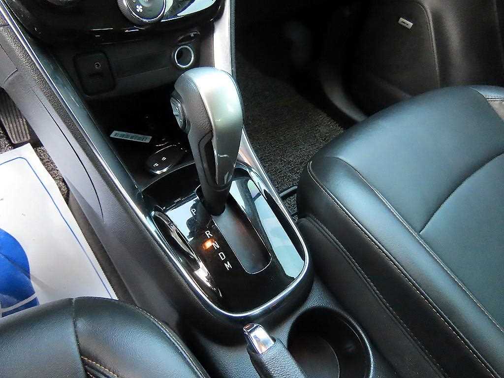 Chevrolet Trax - Vista 10