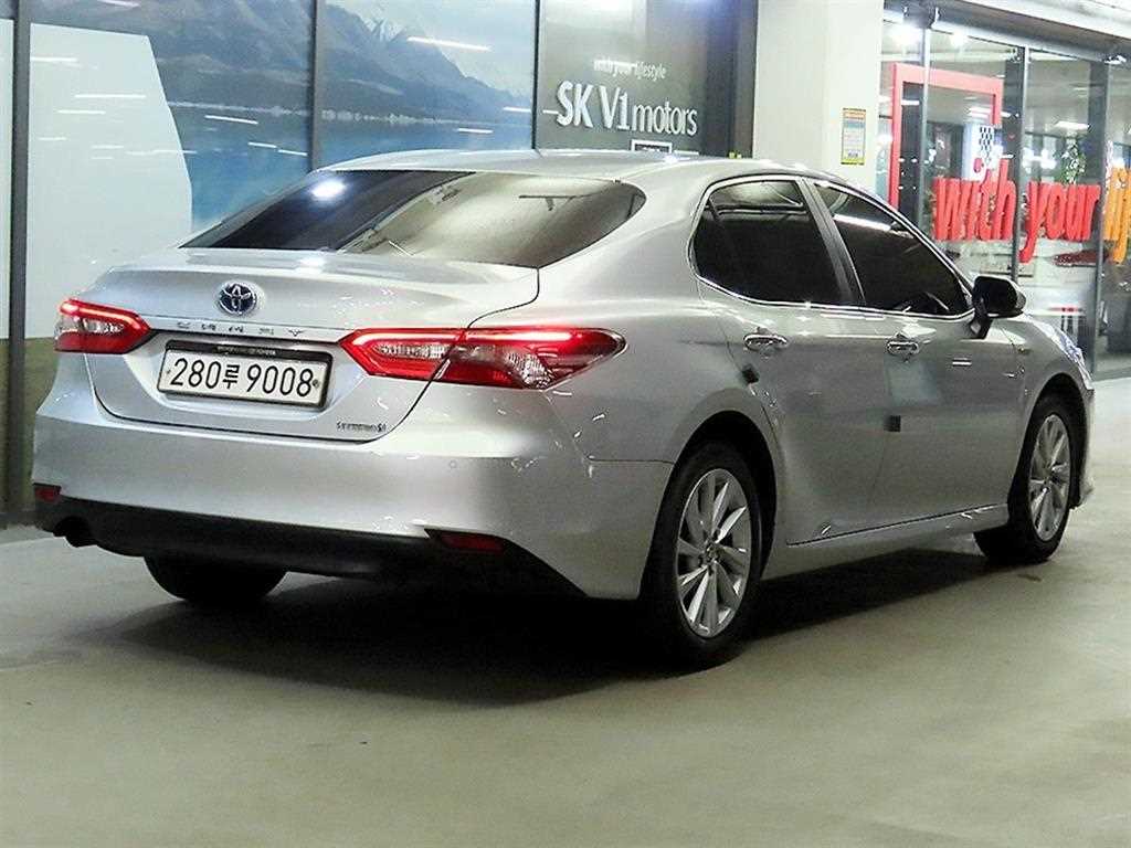 Toyota Camry - Vista 4