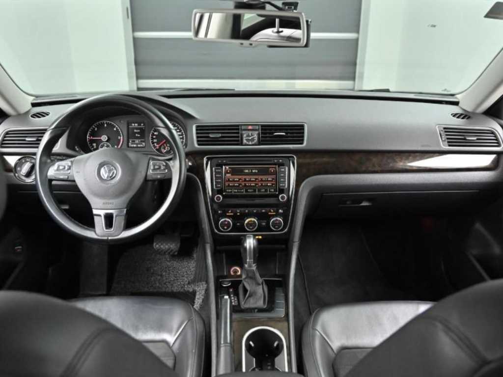 Volkswagen Passat - Vista 7