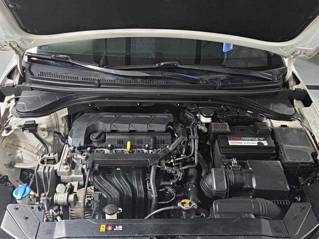 HYUNDAI Avante - Vista 6