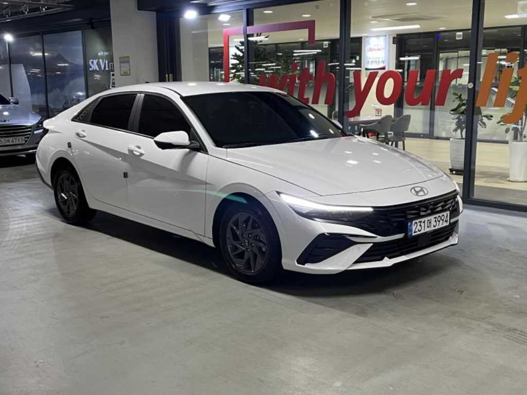HYUNDAI Avante 2024 Blanco - Importación desde Corea - HF Imports Iquique - Foto 1