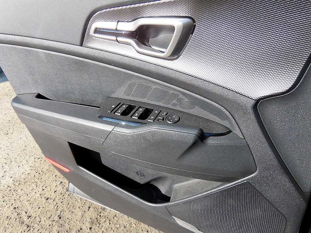 KIA Sportage - Vista 11