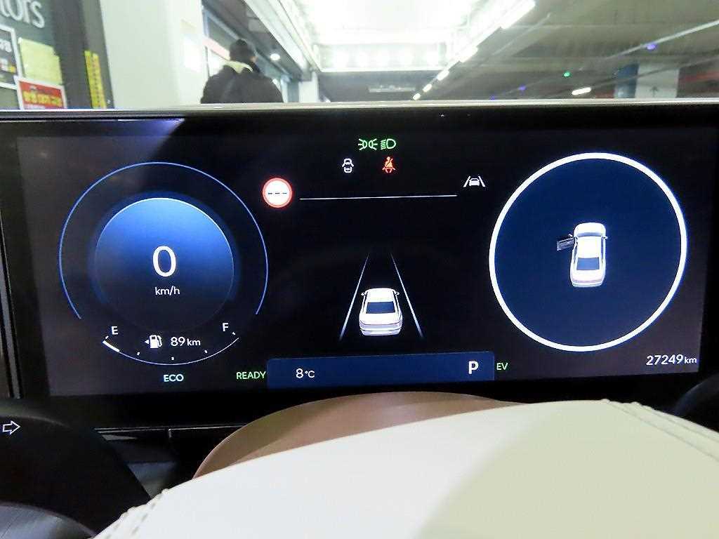 HYUNDAI Grandeur - Vista 10