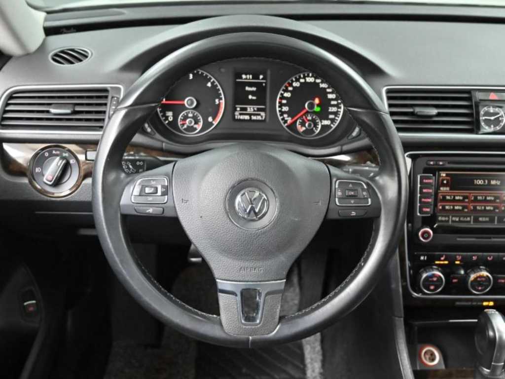 Volkswagen Passat 2015 Blanco - Importación desde Corea - HF Imports Iquique - Foto 13