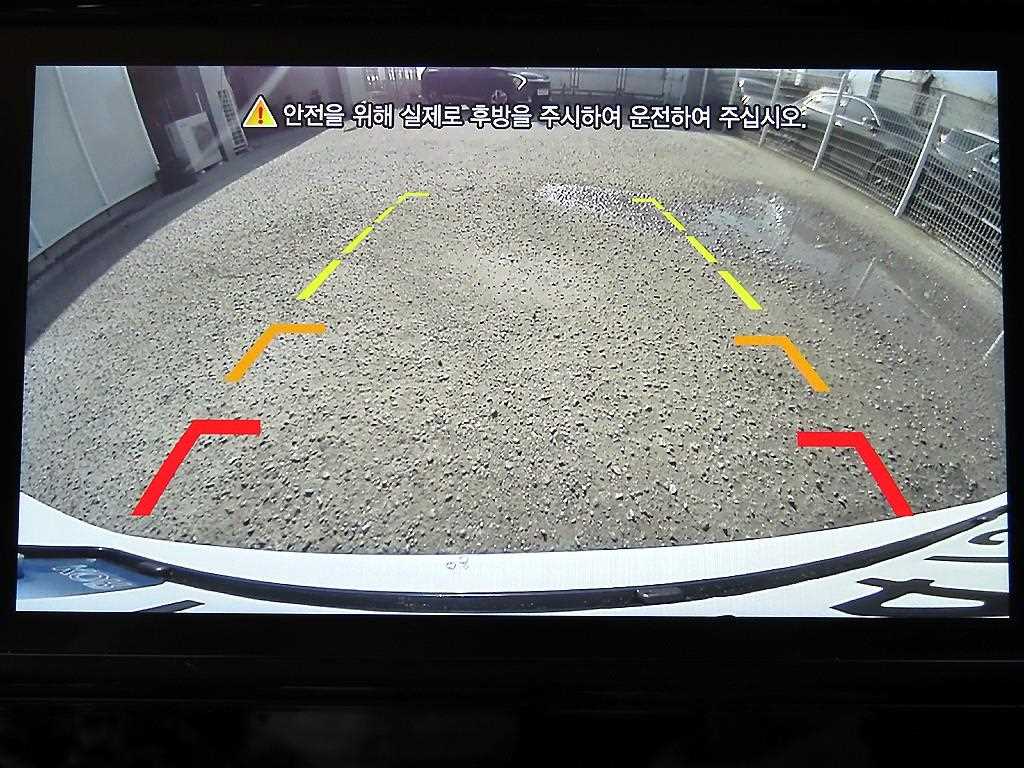 Ssangyong Tivoli 2023 Blanco - Importación desde Corea - HF Imports Iquique - Foto 15