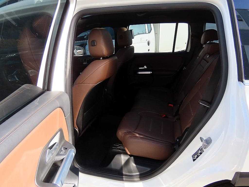 Mercedes Benz GLB Class - Vista 6