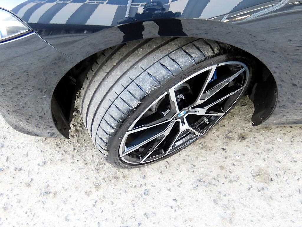 BMW 8 Series 2021 Negro - Importación desde Corea - HF Imports Iquique - Foto 19