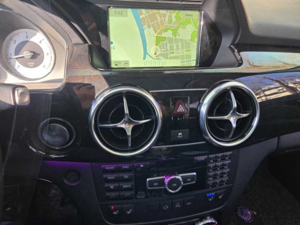 Mercedes Benz GLK Class - Vista 6