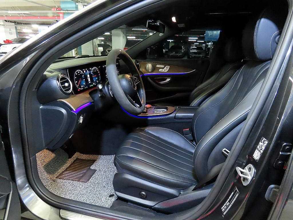 Mercedes Benz E class - Vista 6