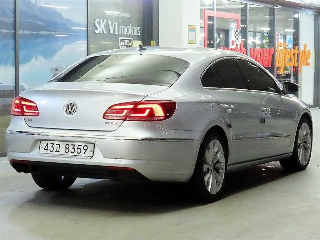 Volkswagen CC - Vista 4