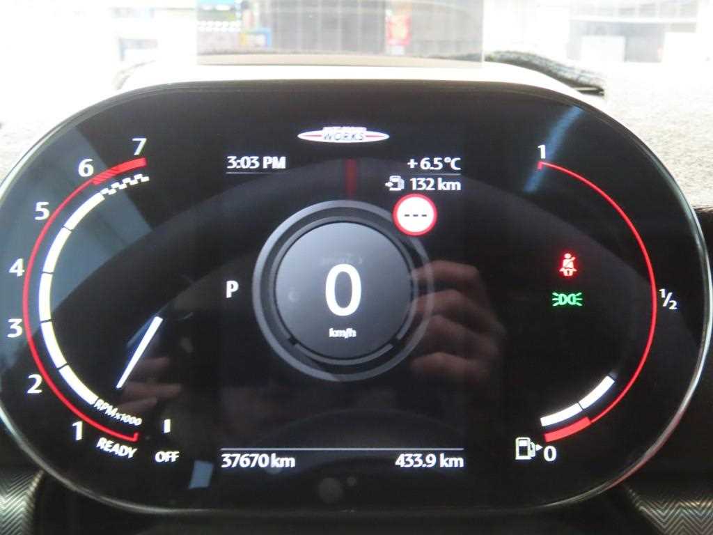 Mini Clubman - Vista 8