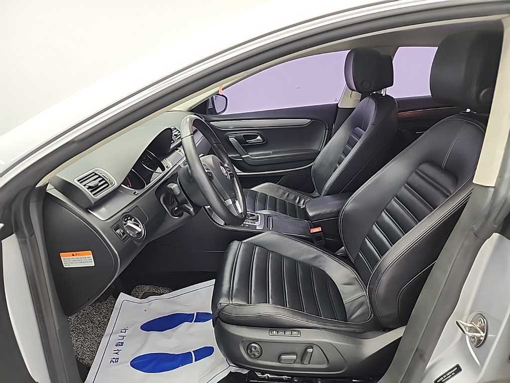 Volkswagen CC - Vista 11