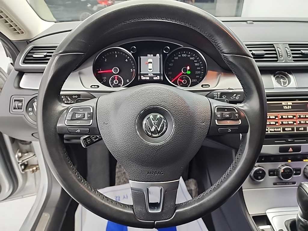 Volkswagen CC - Vista 9