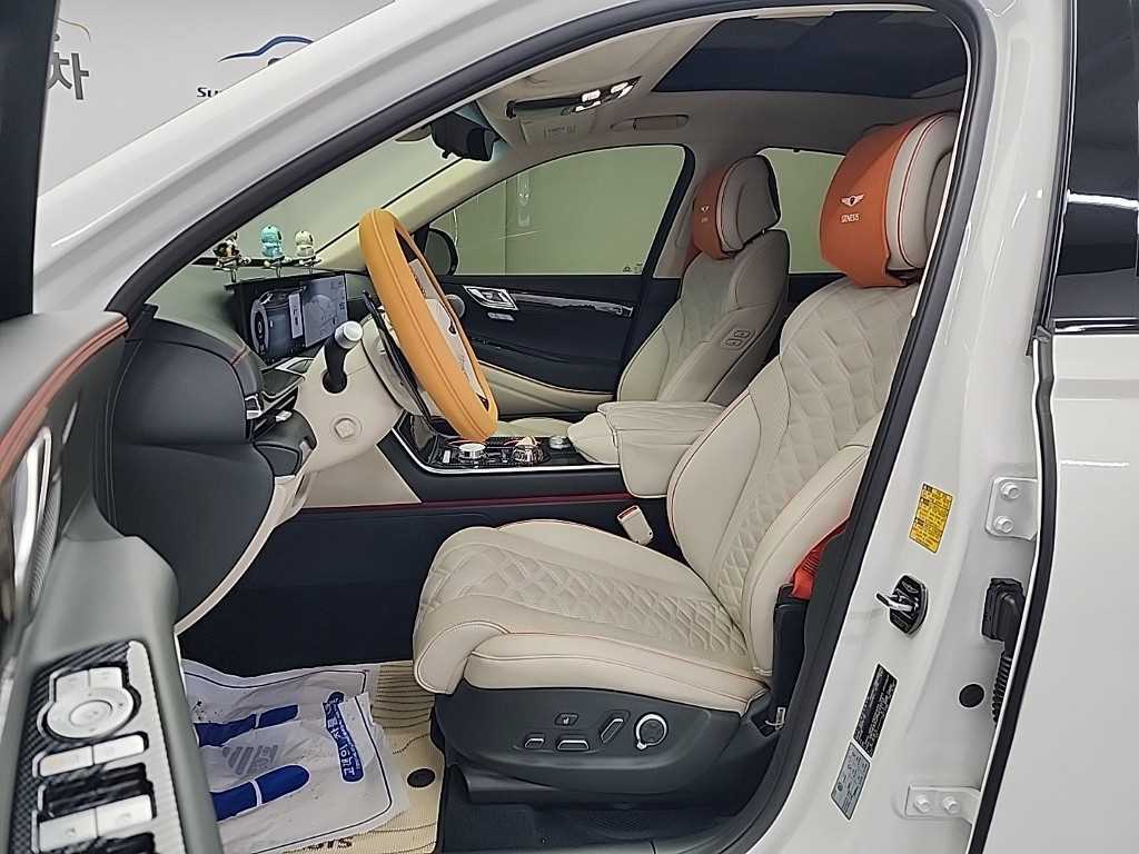 Genesis GV80 - Vista 11