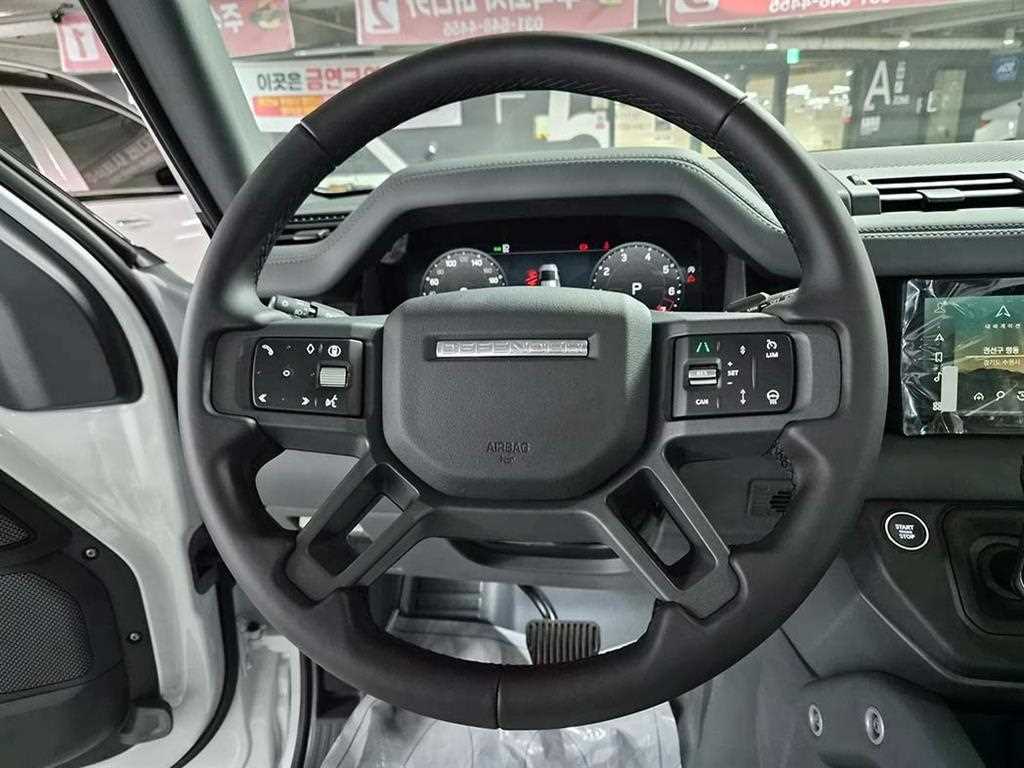 Land Rover Defender - Vista 9