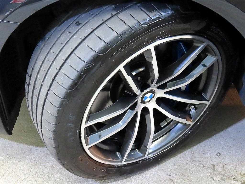 BMW 5 Series 2022 Negro - Importación desde Corea - HF Imports Iquique - Foto 20