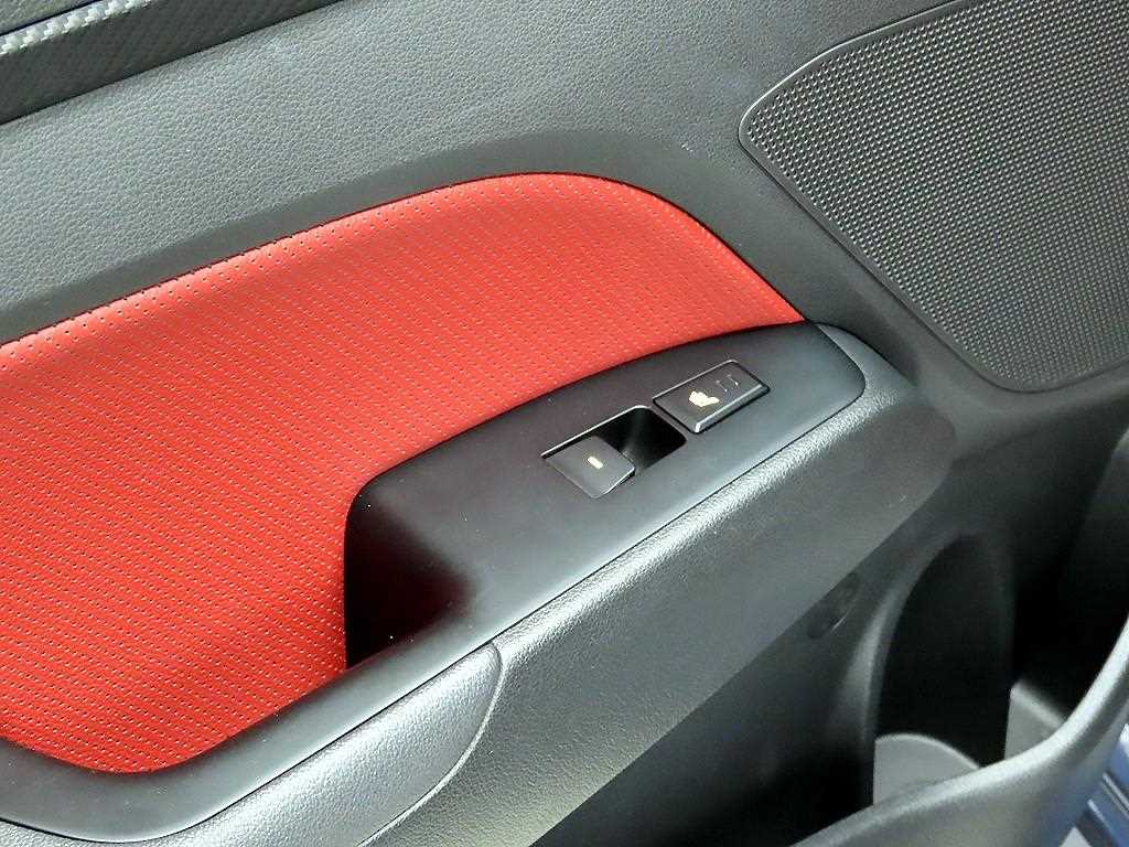 HYUNDAI Avante - Vista 12