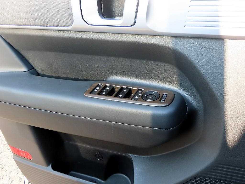 HYUNDAI Santa Fe - Vista 12