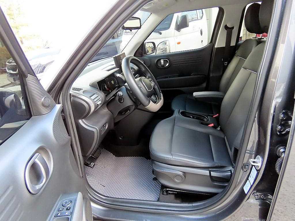 HYUNDAI Casper - Vista 5