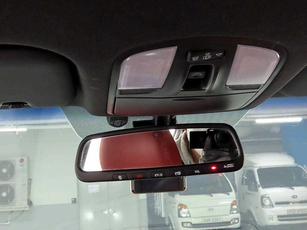 HYUNDAI Avante - Vista 11