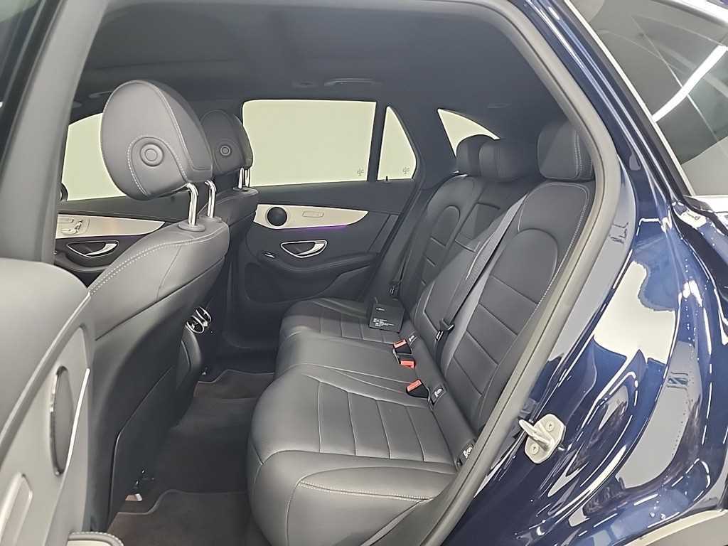 Mercedes Benz GLC Class - Vista 12