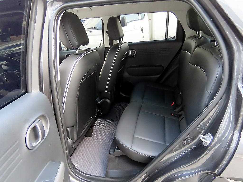 HYUNDAI Casper - Vista 6