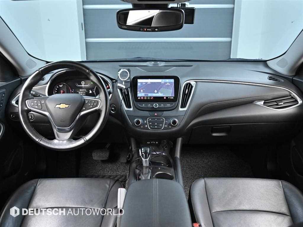 Chevrolet Malibu - Vista 7