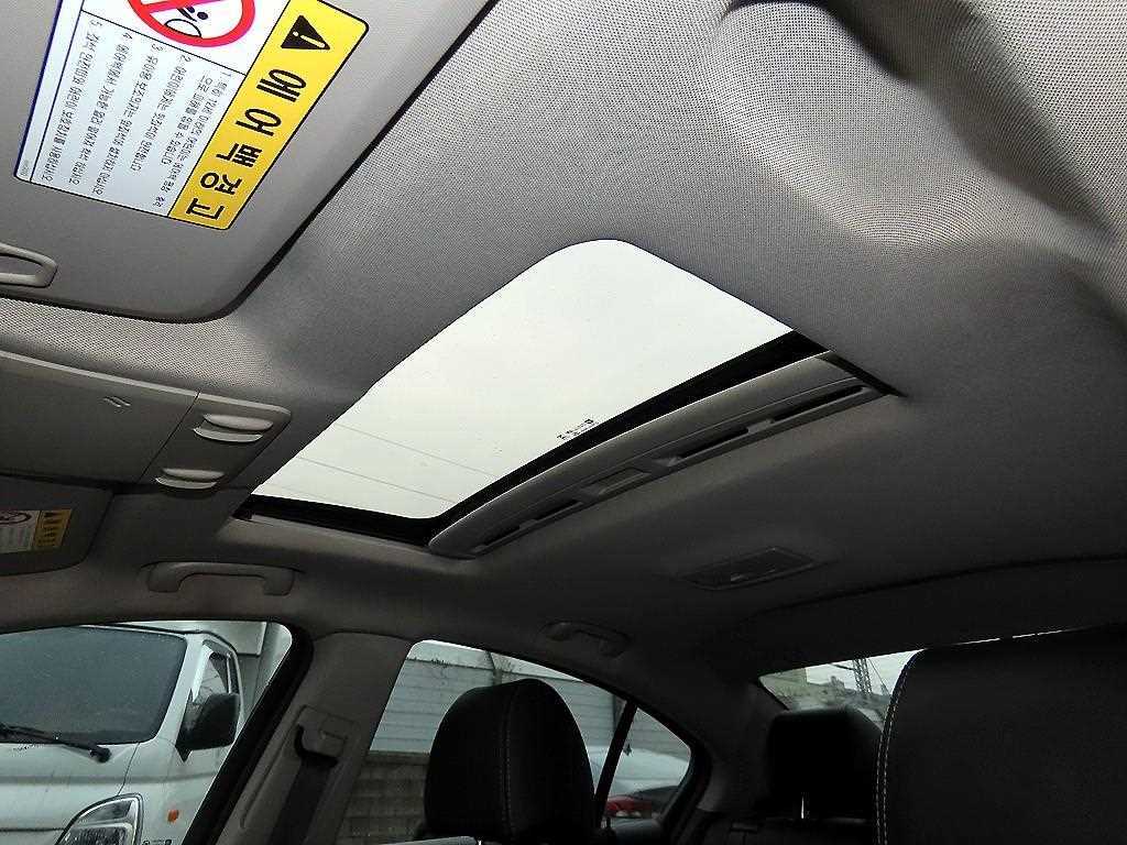 Chevrolet Cruise 2014 Morado - Importación desde Corea - HF Imports Iquique - Foto 18