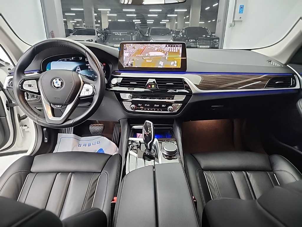 BMW 5 Series - Vista 7