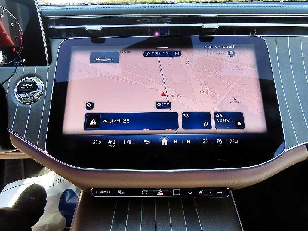 Mercedes Benz E class - Vista 12