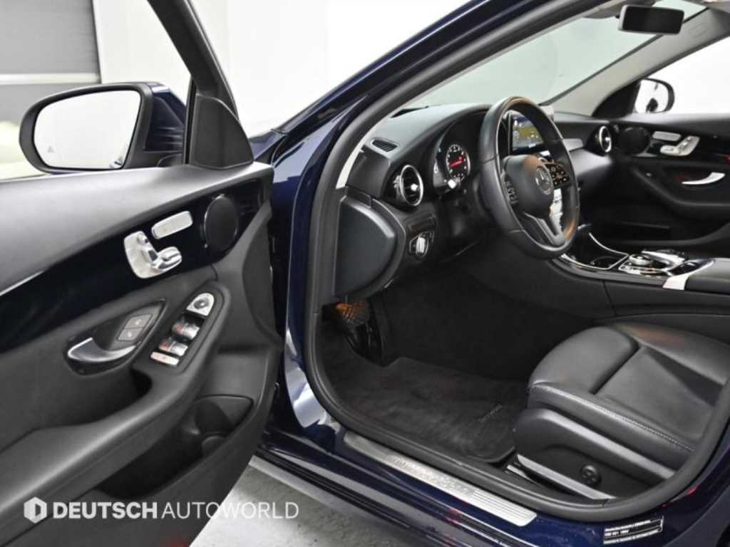 Mercedes Benz C Class - Vista 11