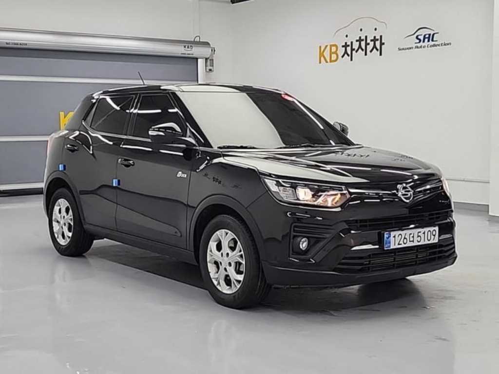 Ssangyong Tivoli - Vista 4
