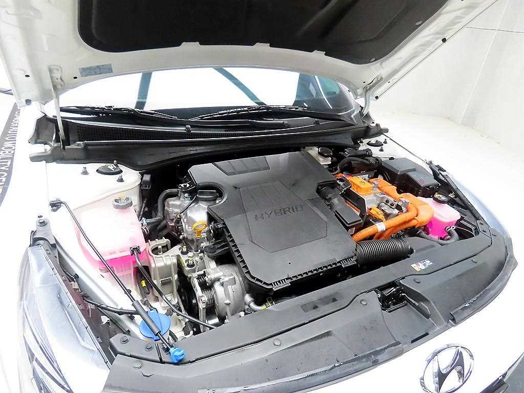 HYUNDAI Avante 2023 Blanco - Importación desde Corea - HF Imports Iquique - Foto 18