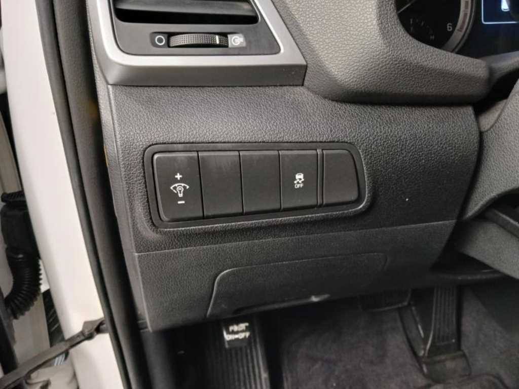 HYUNDAI Tucson - Vista 9