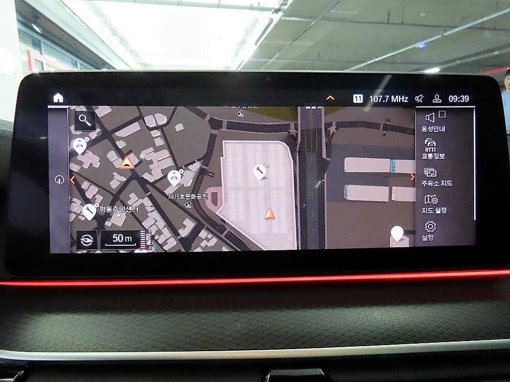 BMW 5 Series 2022 Negro - Importación desde Corea - HF Imports Iquique - Foto 13