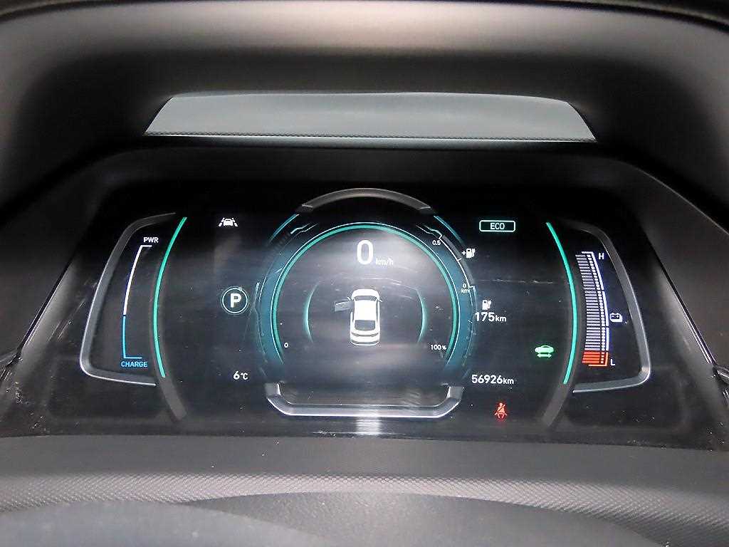 HYUNDAI Ioniq - Vista 9