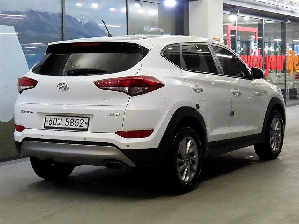 HYUNDAI Tucson - Vista 4