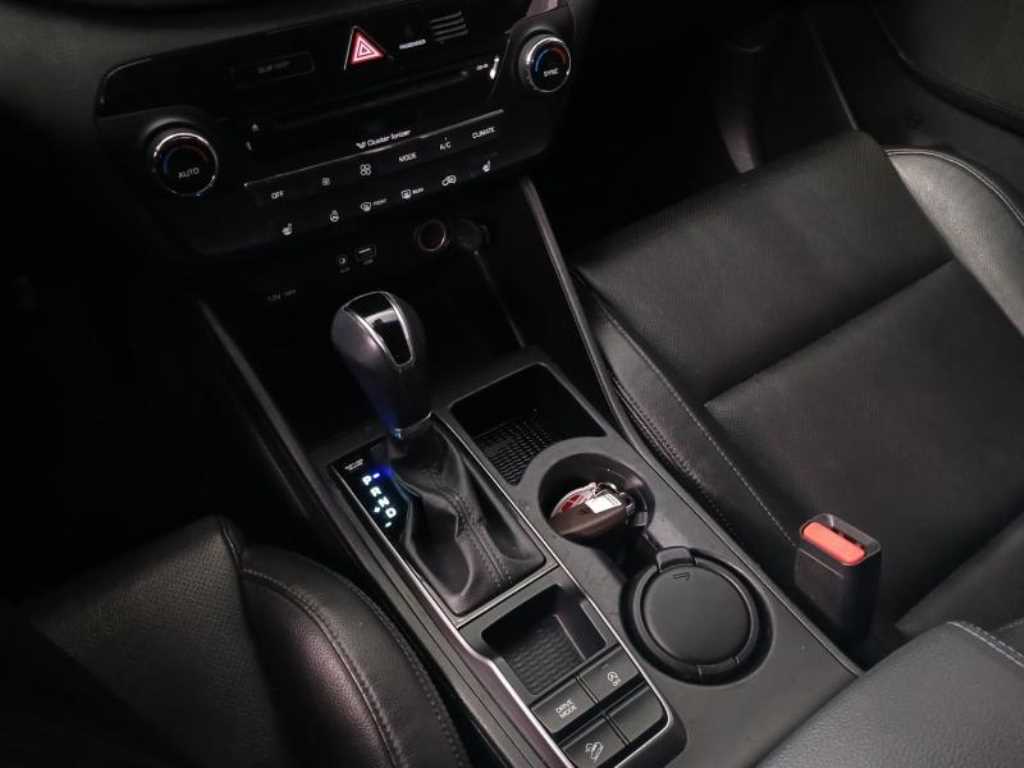 HYUNDAI Tucson 2016 Blanco - Importación desde Corea - HF Imports Iquique - Foto 15