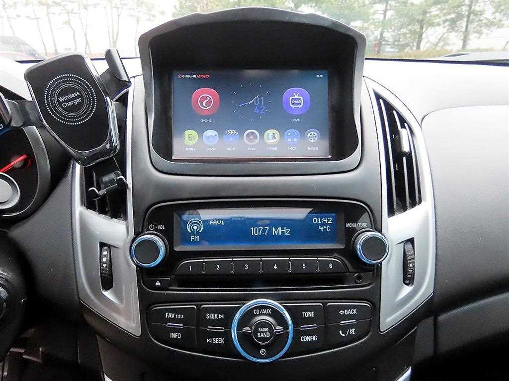 Chevrolet Cruise 2014 Morado - Importación desde Corea - HF Imports Iquique - Foto 14