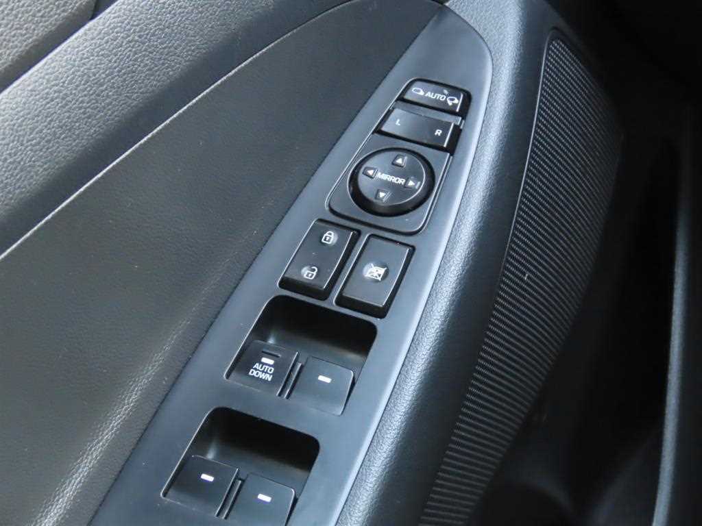 HYUNDAI Tucson - Vista 11