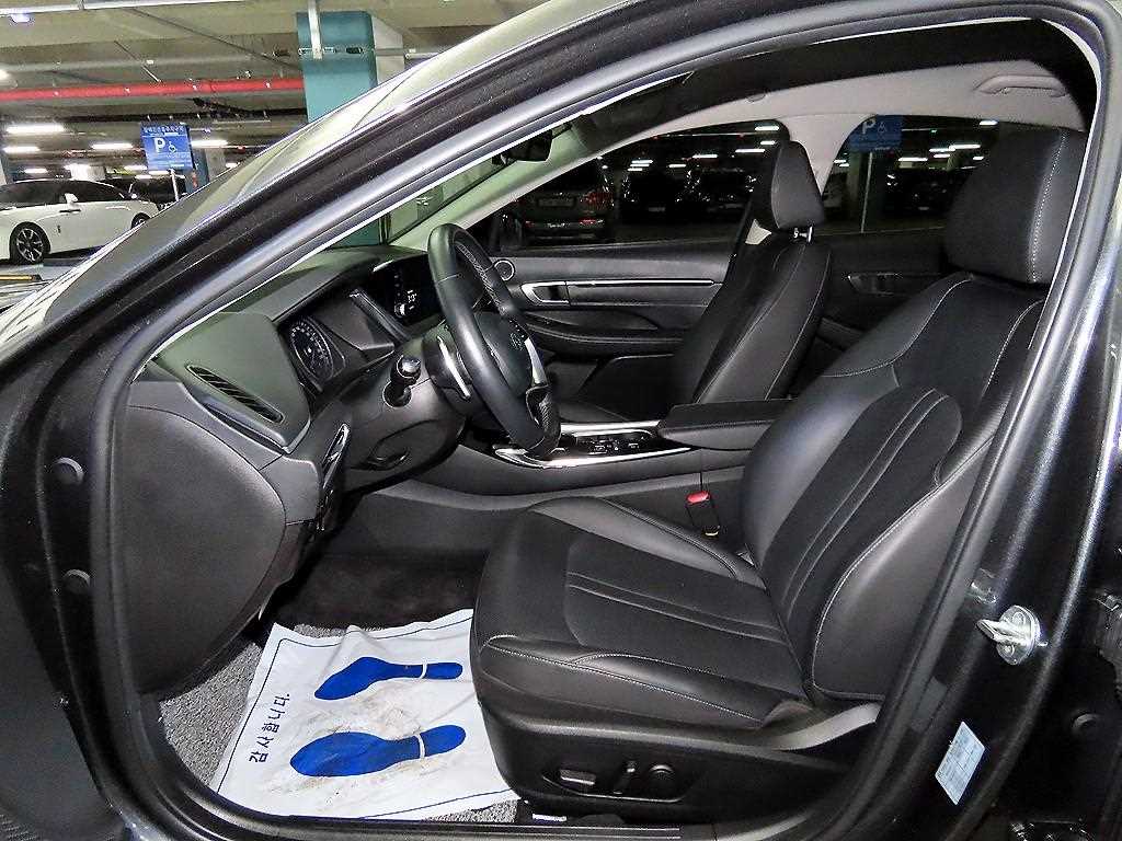 HYUNDAI Sonata - Vista 6