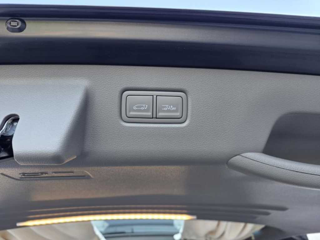 HYUNDAI Staria - Vista 12