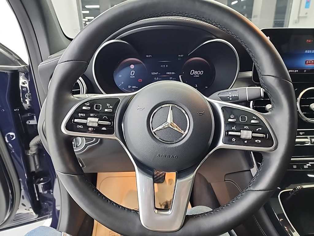 Mercedes Benz GLC Class - Vista 9